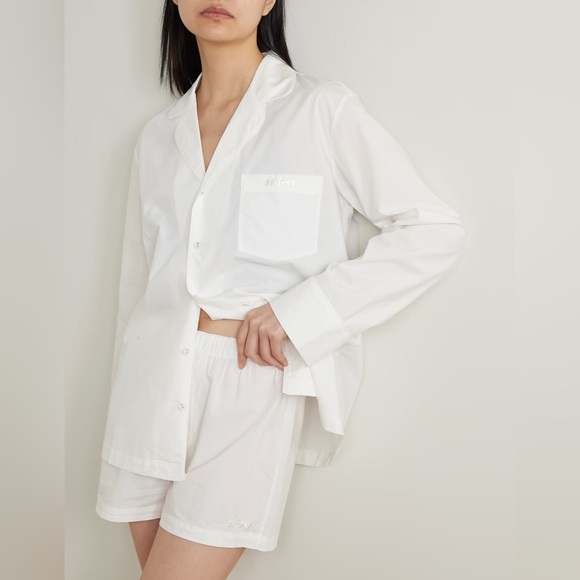 NWOT SKIMS Cotton Poplin Button Up & Shorts SET - Picture 2 of 9